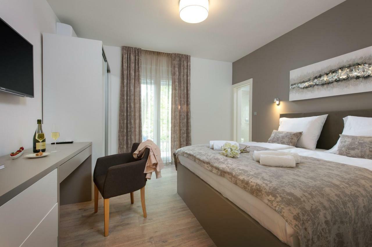 Luxury Apartments Argola Podstrana Luaran gambar