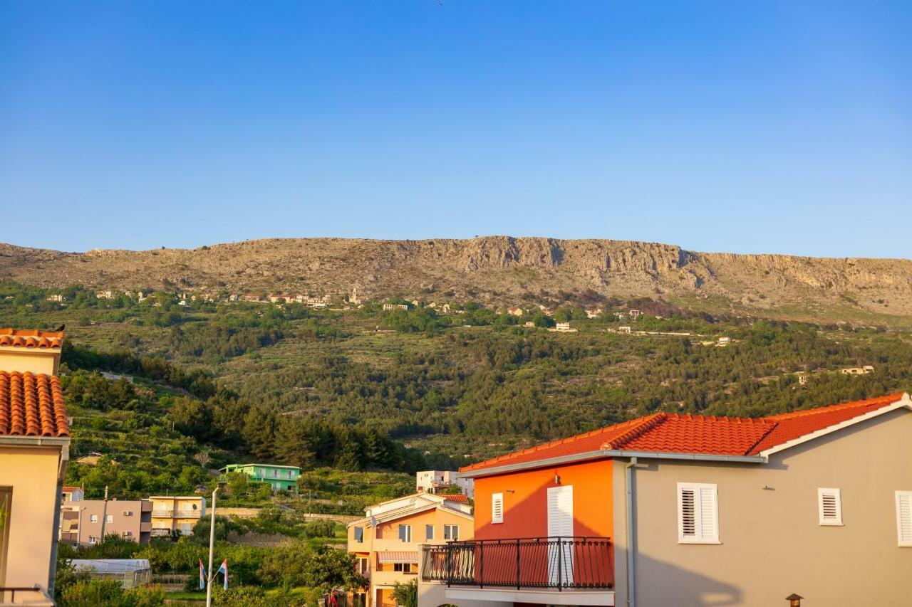 Luxury Apartments Argola Podstrana Luaran gambar