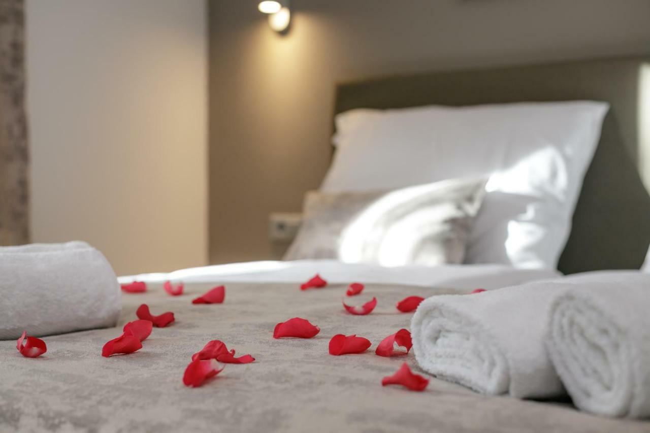 Luxury Apartments Argola Podstrana Luaran gambar